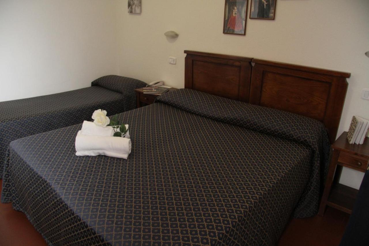 Residence I Due Pini Marina di Grosseto Exterior photo